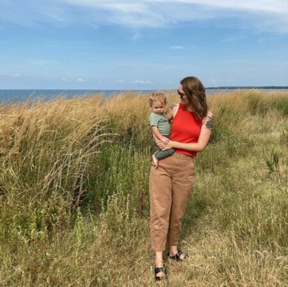 LIKE NEW Everlane Utility Barrel Pant - Picture 2 of 4